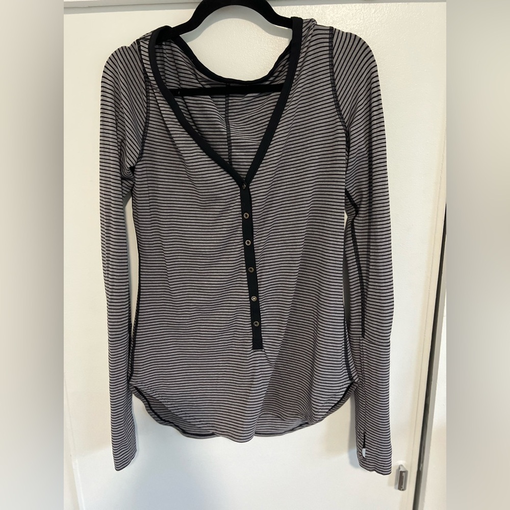 Lululemon long sleeve shirt